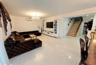 Casă cu 3 camere cu Teren 1341 Mp în Răzvad - 4