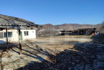 Casă cu 6 camere cu Teren 1681 Mp în Vulcana-Băi - 2