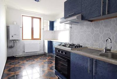 Apartament cu 2 camere semidecomandat în Central - 1