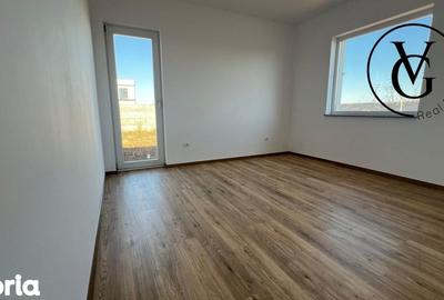 Casă cu 5 camere cu Teren 400 Mp în Ciupercenii Noi - 2