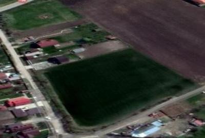Teren de 4050 mp, în Ceuaș - 1