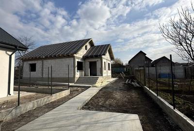 Casă cu 3 camere în Valu lui Traian - 3