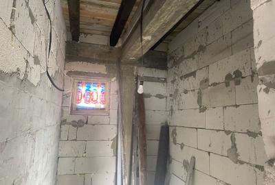 Casă cu 3 camere cu Canalizare în Lumina - 6