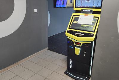 Spațiu comercial, de 98.319999694824 mp, în Rahova - 8