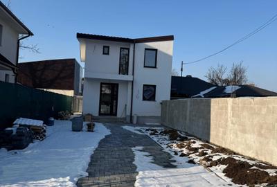 Casă cu 4 camere cu Teren 210 Mp în Bucureștii Noi - 4