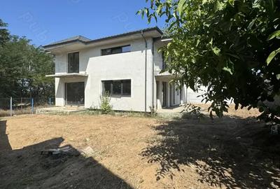 Casa P+E Pelendava