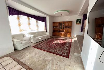 Casă cu 4 camere în Exterior Vest - 3