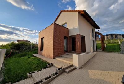 Casă individuală cu 5 camere cu Teren 512 Mp în Chinteni - 1