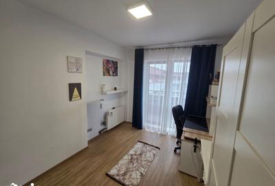 Apartament cu 4 camere, mobilat în Central - 14