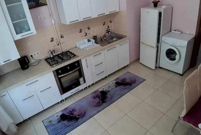 Garsonieră în Titan