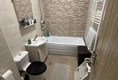 Apartament cu 2 camere decomandat în Palazu Mare - 3