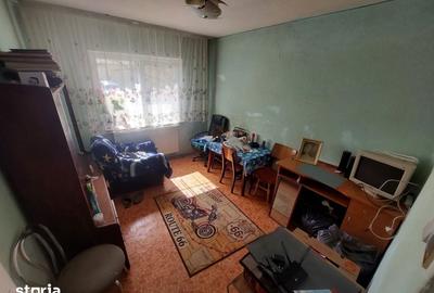 Apartament cu 4 camere decomandat în Est - 5