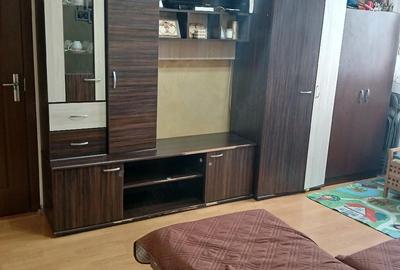 Apartament cu 2 camere nedecomandat în Central