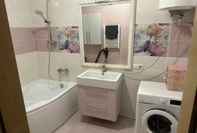 Apartament cu 2 camere decomandat în Complex Studențesc