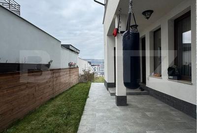 Casă cu 4 camere în Central - 12