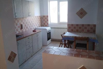 Proprietar ofer spre inchiriere apartament cu 3 camere - 1