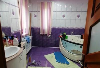 Casa- Vila - Prelungirea Ghencea-Bucuresti- 450000E- 660MP TEREN-COMISION 0! - 4