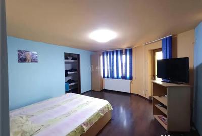 Casă cu 5 camere cu Teren 920 Mp în Domnești - 2