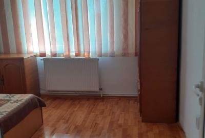 Apartament cu 3 camere decomandat în Central - 2