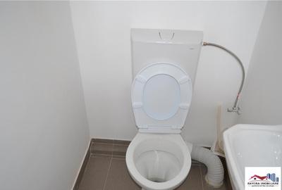 Spatiu Comercial de Inchiriat in Zona Centrala - 4