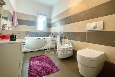 Vila cu terasa si piscina in Zadareni - 16