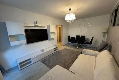 Apartament cu 3 camere decomandat în Tătărași - 2