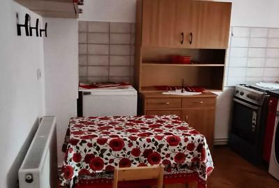 Garsonieră decomandată în Astra - 7