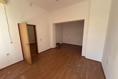 Apartament 3 camere decomandat in vila - 5
