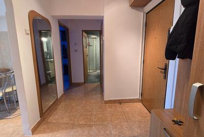 1.	Apartament 2 camere mobilat complet – Port Turistic Mangalia, proprietar - 10