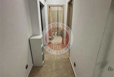 Militari Residence | Rosu | studio| 46mp | B11187 - 2