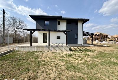 Casă cu 4 camere cu Teren 650 Mp în Bercu Roșu - 8