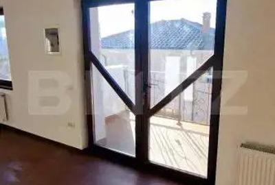 Casă cu 6 camere cu Teren 470 Mp în Bucium - 10