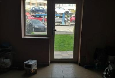 Spațiu comercial, de 30 mp, în Central - 6