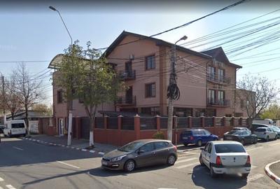 Spațiu comercial, de 600 mp, în Central