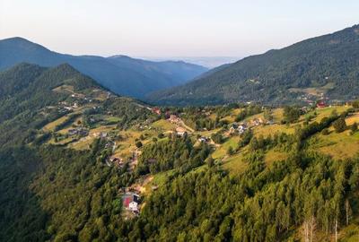 Spațiu comercial, în Muntele Rece - 8