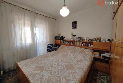 Apartament cu 3 camere semidecomandat, mobilat în Dâmbovița - 2