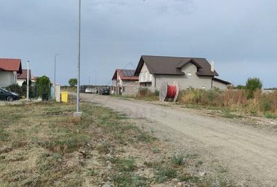 Teren pe colt in cartier nou de case locuite. Iluminat stradal. COMISION ZERO! - 1