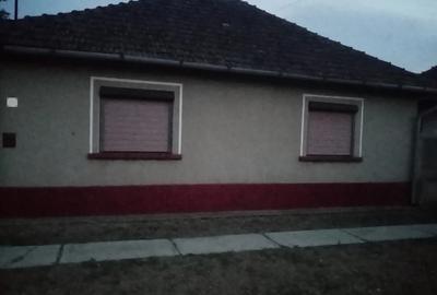 Casă cu Teren 3435 Mp în Boiu - 15