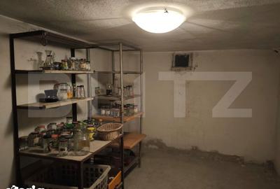 Casă cu 7 camere semidecomandat cu Teren 1430 Mp în Podari - 11