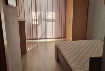 Garsonieră decomandată în Central - 4