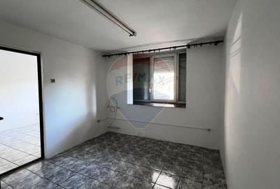 Apartament cu 2 camere semidecomandat în Micro 19 - 3