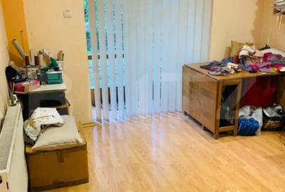 Apartament cu 3 camere decomandat în Central - 3