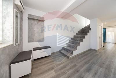 Casă cu 4 camere cu Teren 250 Mp în Vest - 14