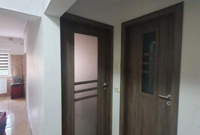 Garsonieră decomandată în 9 Mai - 8