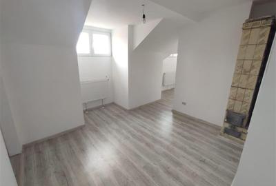 Vanzare apartament 2 camere, bloc mic, Polona - 3