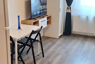 Garsonieră semidecomandată în Tractorul