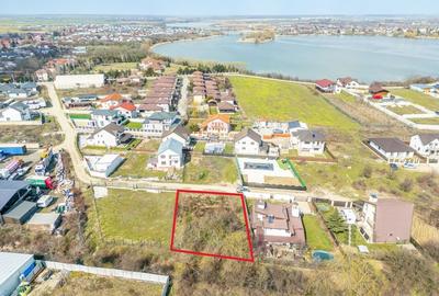 Teren Construcții intravilan de 500 mp, în Samurcași