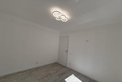 Spa?iu comercial, Ale. N.Titulescu, col? cu str. Minerilor - 2