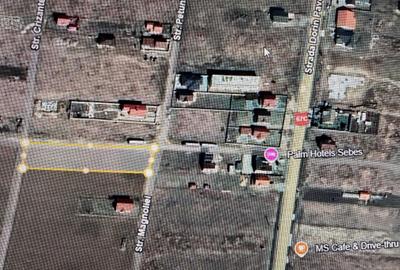 Teren de 3000 mp, în Petrești - 1