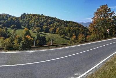 Teren Construcții intravilan de 8000 mp, în Fundata - 5